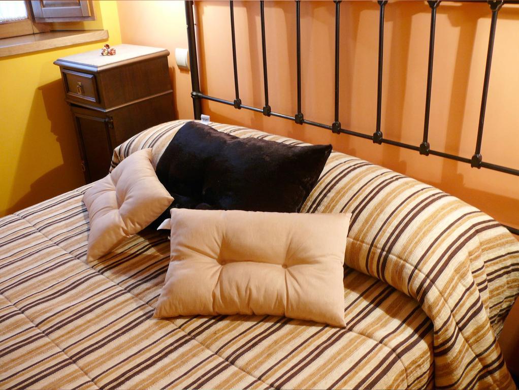 Apartamentos Top Medieval Siguenza Bilik gambar
